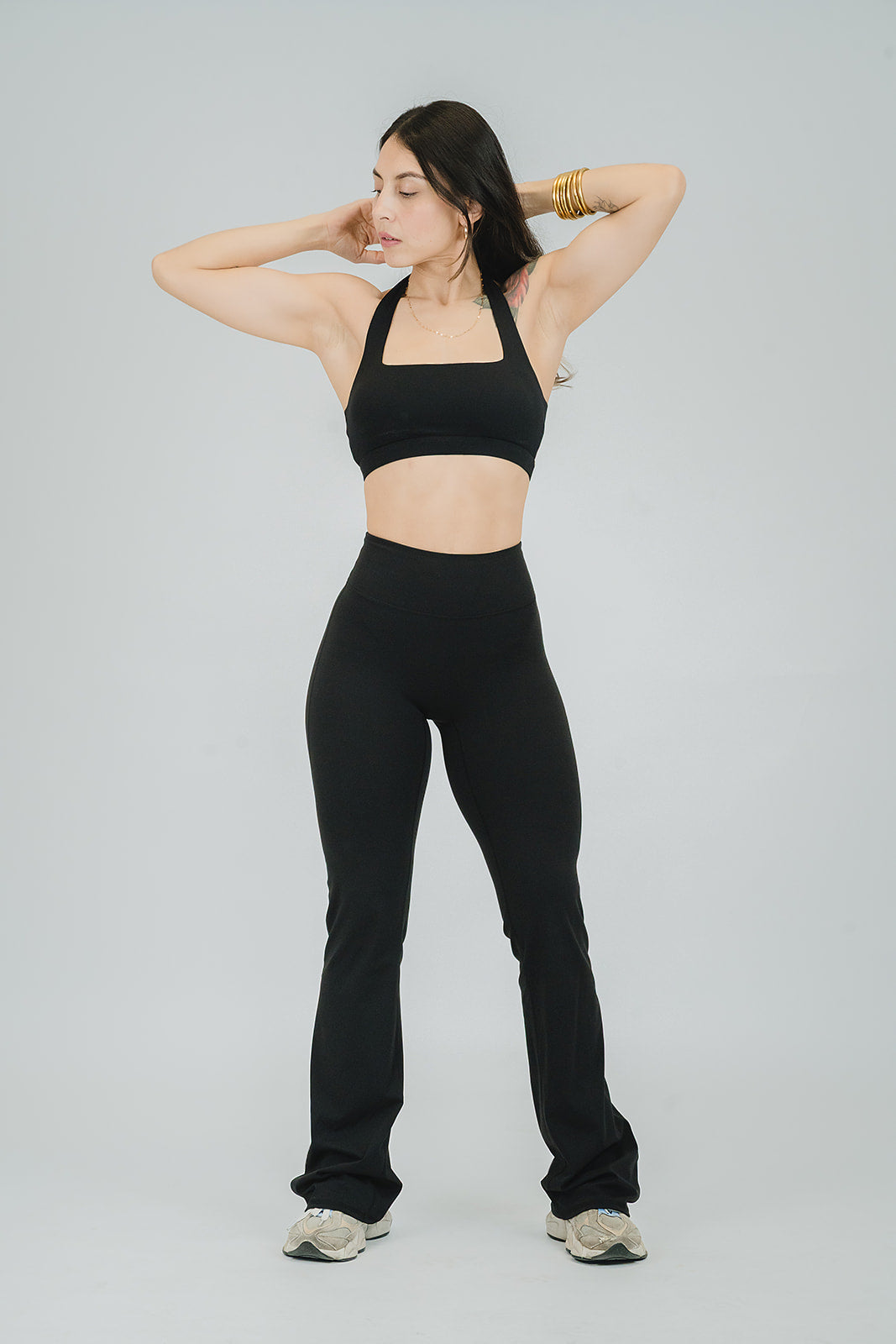 Top halter black